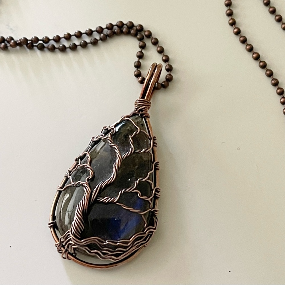 ARTISAN Labradorite Copper Wire Wrapped Tree of Life Pendant Necklace